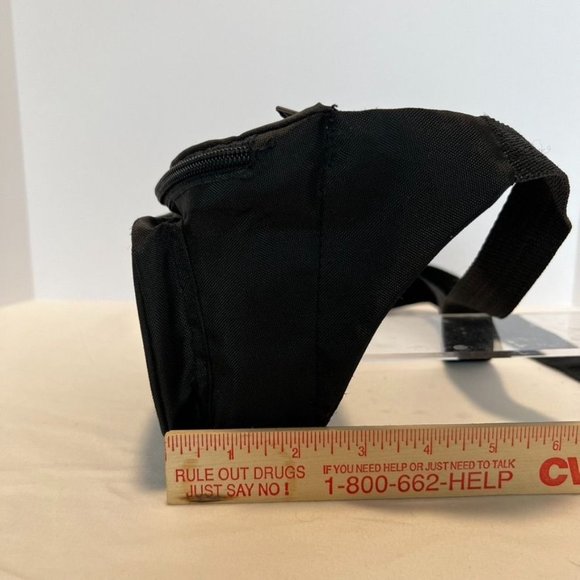 Starter Black Nylon Fanny Pack Adjustable Waist, one size, sport waistpack - Picture 5 of 8